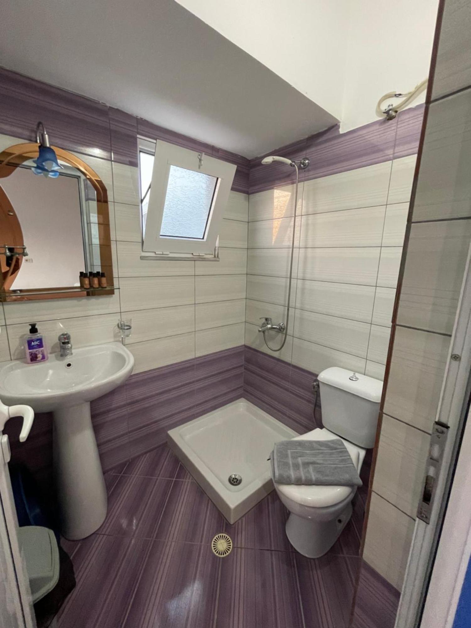 Guesthouse Dollomaja Ksamil Dış mekan fotoğraf