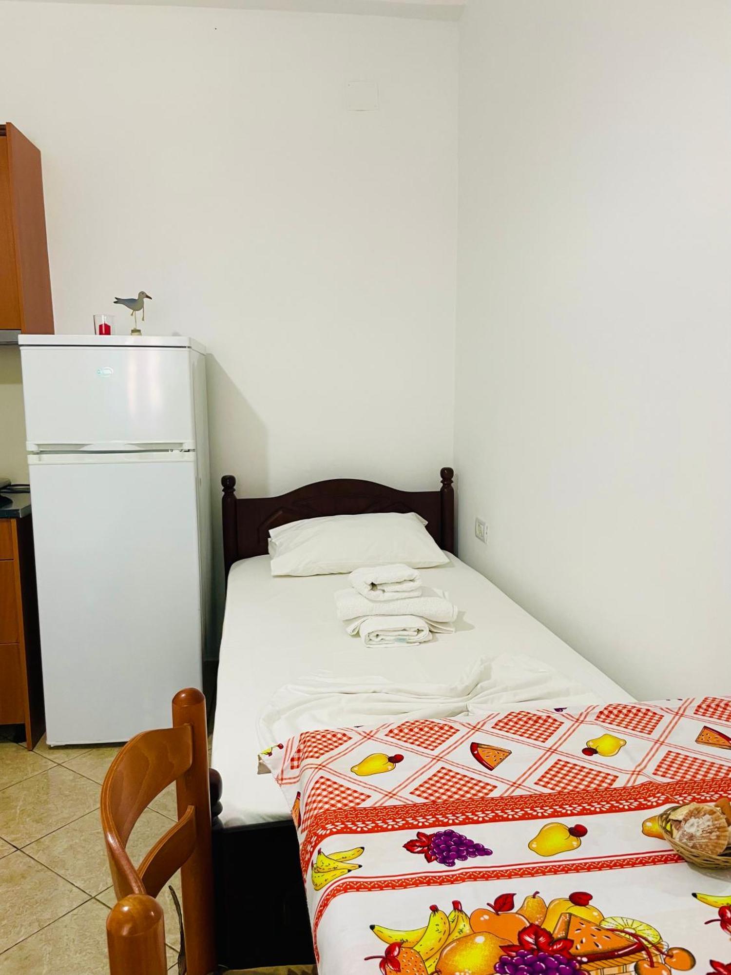 Guesthouse Dollomaja Ksamil Dış mekan fotoğraf
