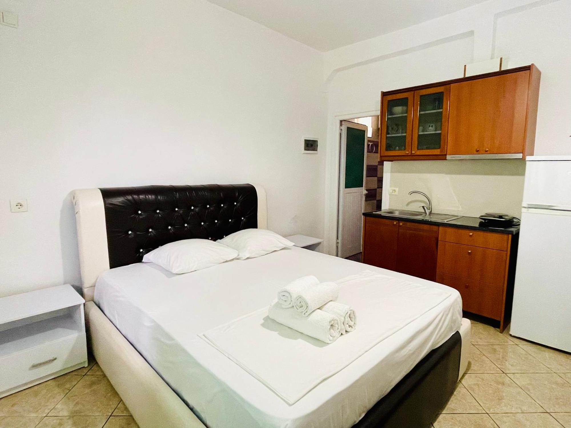 Guesthouse Dollomaja Ksamil Dış mekan fotoğraf